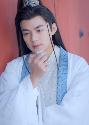 电影：开局退婚尚书千金跪求复合